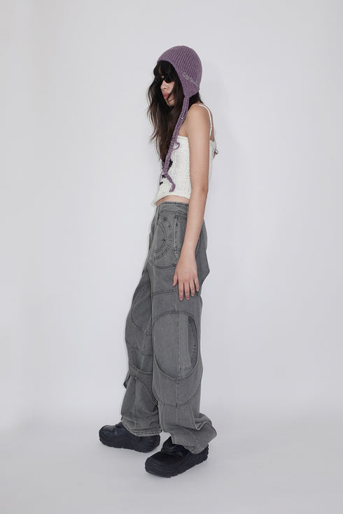 CIRCLE CUT-OUT DENIM PANTS -BLACK-